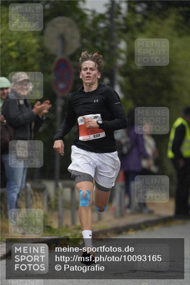 30.08.2026 - Blankeneser Heldenlauf Patografie http://msf.ph/oto/10093165 30.08.2026 09:18:33 Ziel 3729, 3737 meine-sportfotos.de