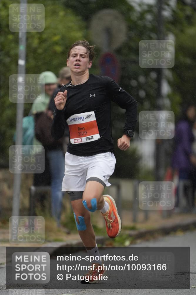 30.08.2026 - Blankeneser Heldenlauf Patografie http://msf.ph/oto/10093166 30.08.2026 09:18:34 Ziel 3729, 3737 meine-sportfotos.de
