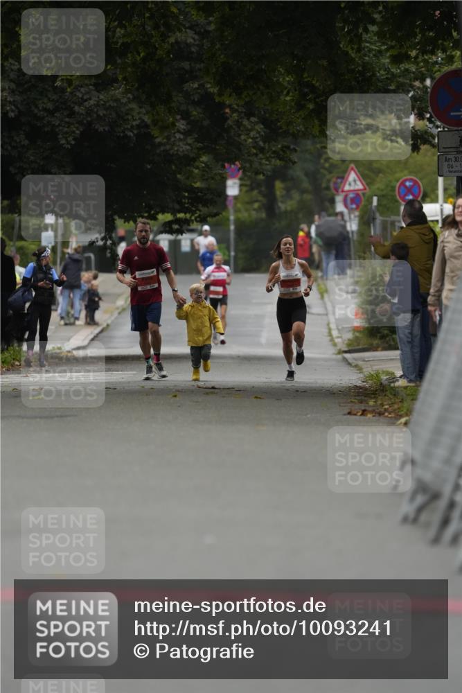 30.08.2026 - Blankeneser Heldenlauf Patografie http://msf.ph/oto/10093241 30.08.2026 09:22:51 Ziel 3650, 3728 meine-sportfotos.de