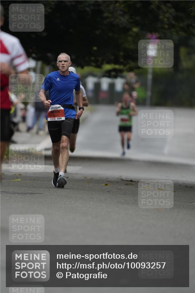 30.08.2026 - Blankeneser Heldenlauf Patografie http://msf.ph/oto/10093257 30.08.2026 09:23:17 Ziel 3685, 3694 meine-sportfotos.de