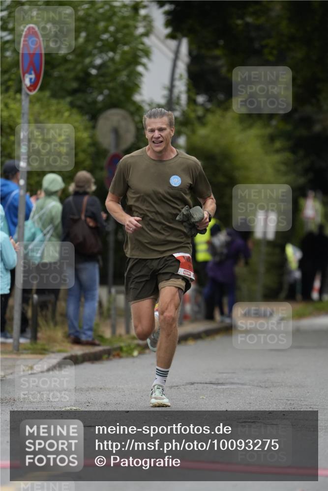 30.08.2026 - Blankeneser Heldenlauf Patografie http://msf.ph/oto/10093275 30.08.2026 09:23:57 Ziel 3556 meine-sportfotos.de