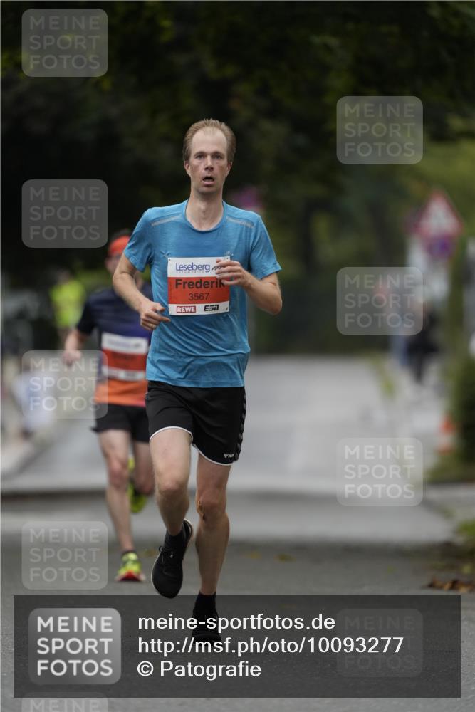 30.08.2026 - Blankeneser Heldenlauf Patografie http://msf.ph/oto/10093277 30.08.2026 09:24:00 Ziel 3556, 3567 meine-sportfotos.de