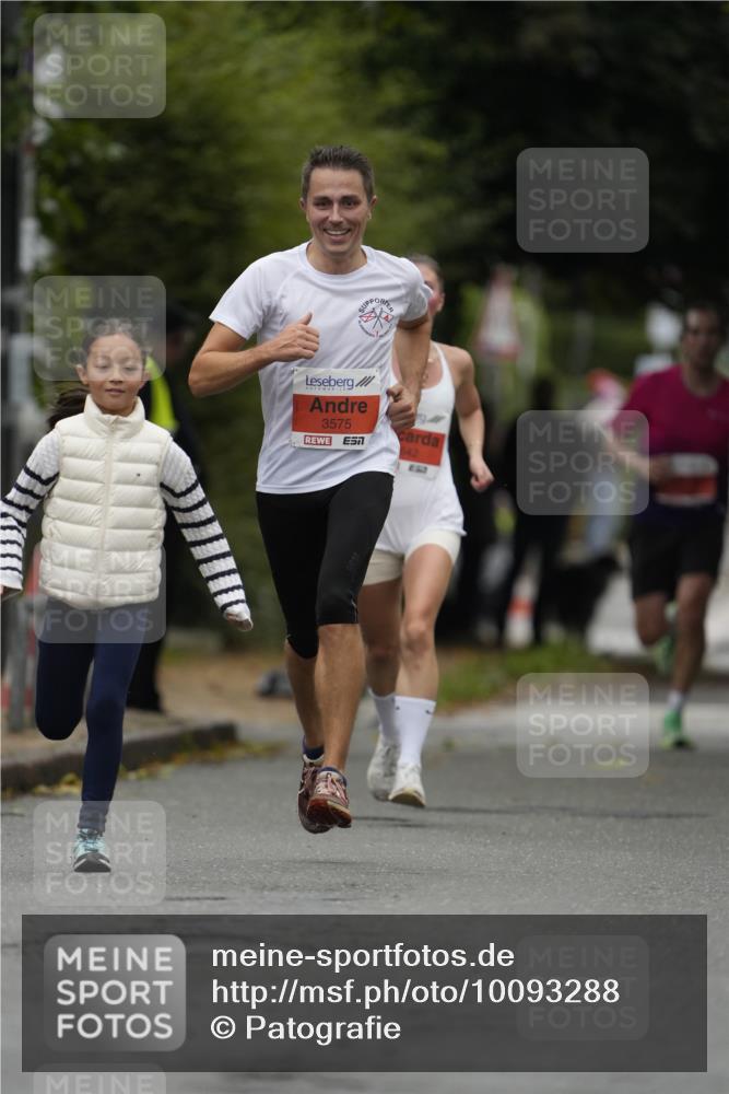 30.08.2026 - Blankeneser Heldenlauf Patografie http://msf.ph/oto/10093288 30.08.2026 09:24:24 Ziel 3575 meine-sportfotos.de