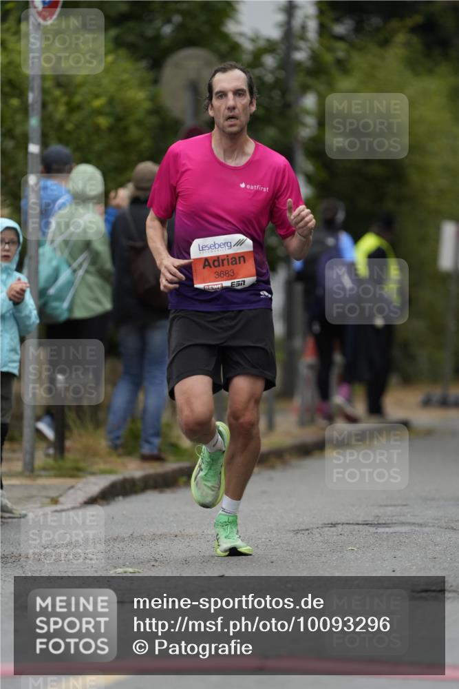 30.08.2026 - Blankeneser Heldenlauf Patografie http://msf.ph/oto/10093296 30.08.2026 09:24:33 Ziel 3575, 3642, 3683 meine-sportfotos.de