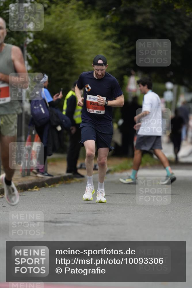 30.08.2026 - Blankeneser Heldenlauf Patografie http://msf.ph/oto/10093306 30.08.2026 09:24:54 Ziel 3565, 3587 meine-sportfotos.de
