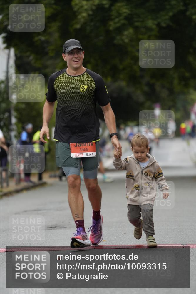 30.08.2026 - Blankeneser Heldenlauf Patografie http://msf.ph/oto/10093315 30.08.2026 09:25:17 Ziel 3559 meine-sportfotos.de