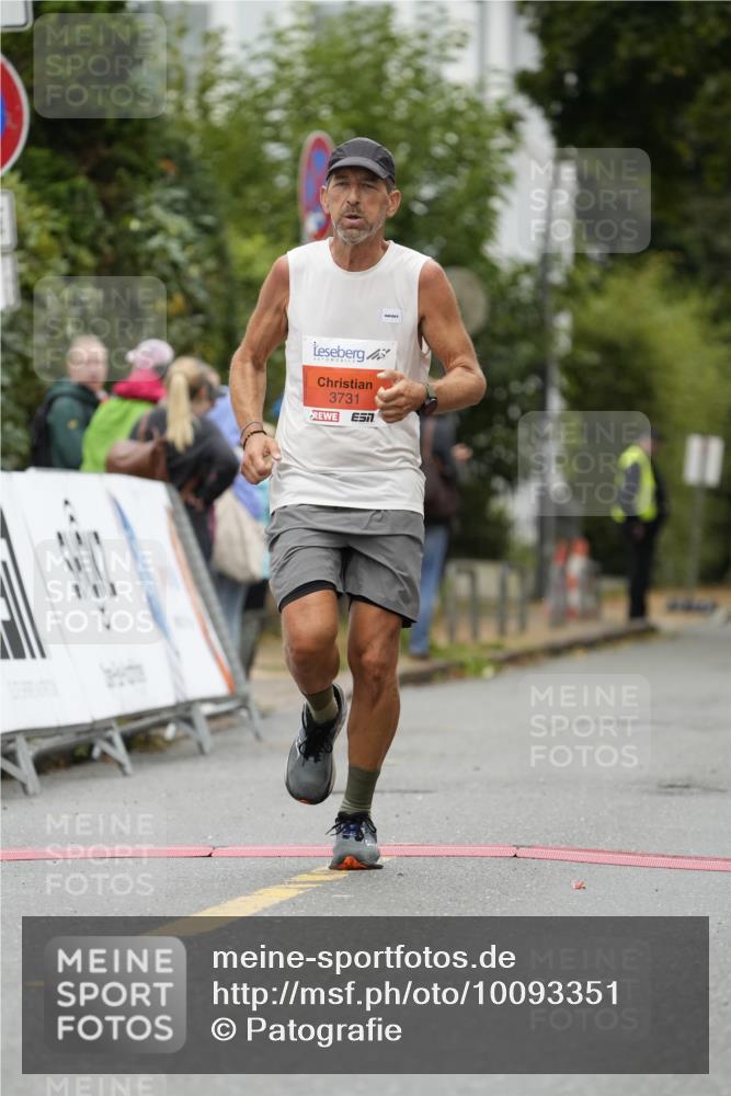 30.08.2026 - Blankeneser Heldenlauf Patografie http://msf.ph/oto/10093351 30.08.2026 09:26:36 Ziel 3731 meine-sportfotos.de