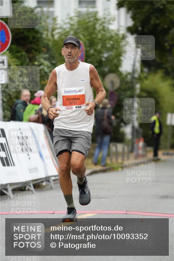 30.08.2026 - Blankeneser Heldenlauf Patografie http://msf.ph/oto/10093352 30.08.2026 09:26:36 Ziel 3731 meine-sportfotos.de