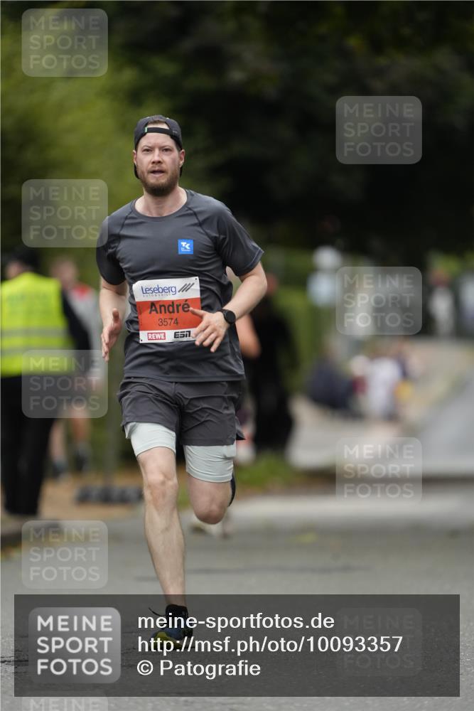 30.08.2026 - Blankeneser Heldenlauf Patografie http://msf.ph/oto/10093357 30.08.2026 09:26:43 Ziel 3574, 3731 meine-sportfotos.de