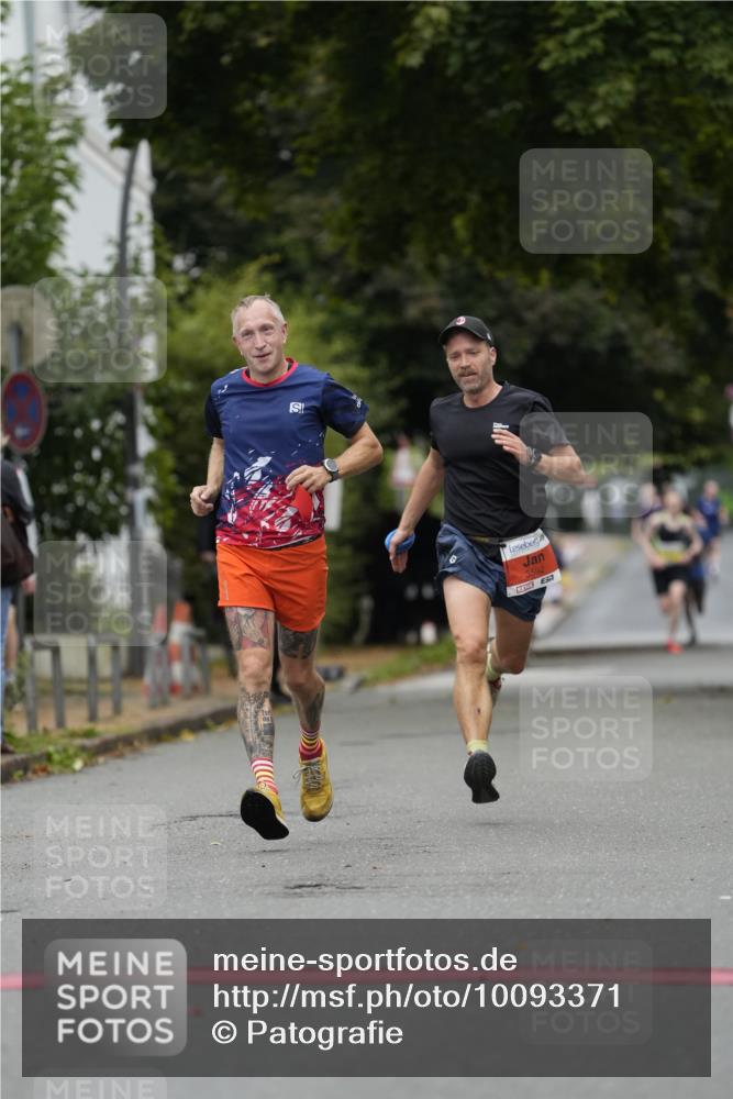 30.08.2026 - Blankeneser Heldenlauf Patografie http://msf.ph/oto/10093371 30.08.2026 09:27:03 Ziel 3592, 3675 meine-sportfotos.de