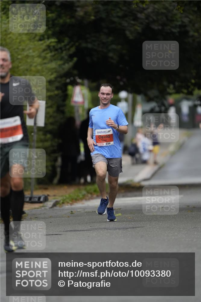 30.08.2026 - Blankeneser Heldenlauf Patografie http://msf.ph/oto/10093380 30.08.2026 09:27:18 Ziel 1681 meine-sportfotos.de