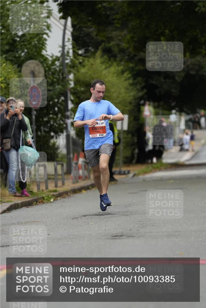 30.08.2026 - Blankeneser Heldenlauf Patografie http://msf.ph/oto/10093385 30.08.2026 09:27:24 Ziel 1681, 3540, 3721 meine-sportfotos.de