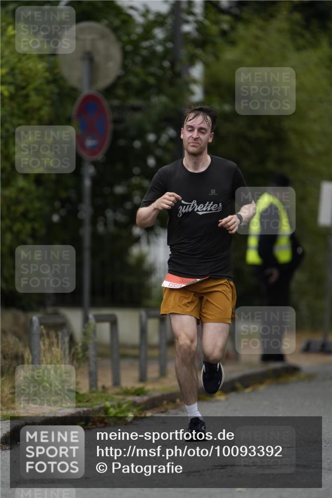 30.08.2026 - Blankeneser Heldenlauf Patografie http://msf.ph/oto/10093392 30.08.2026 09:27:45 Ziel 3564, 3713 meine-sportfotos.de