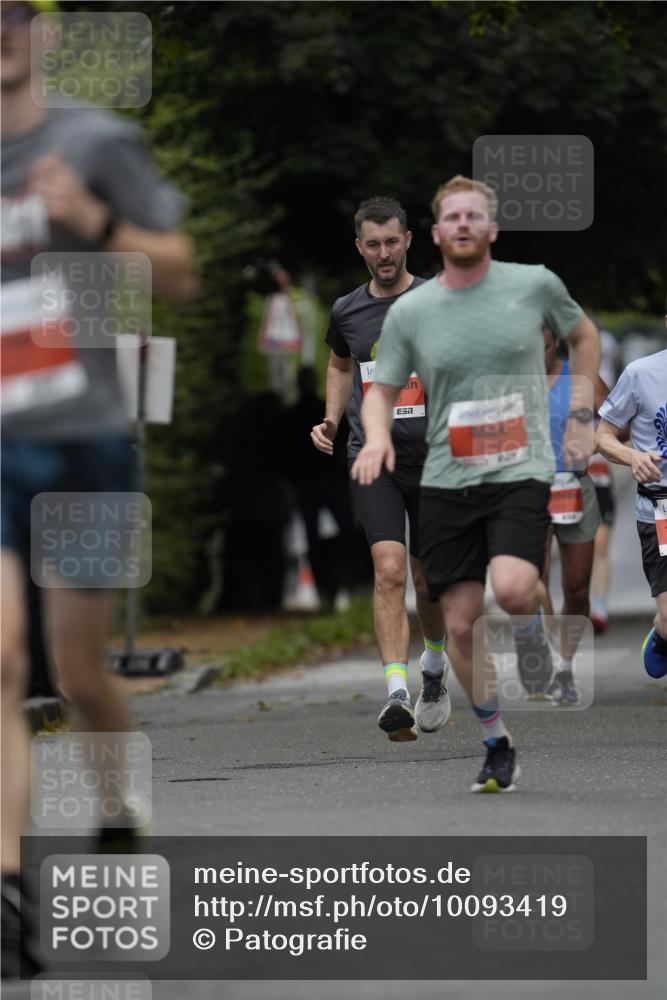 30.08.2026 - Blankeneser Heldenlauf Patografie http://msf.ph/oto/10093419 30.08.2026 09:28:15 Ziel 1380, 3581, 3638, 3682 meine-sportfotos.de