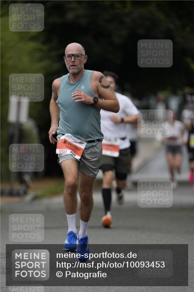 30.08.2026 - Blankeneser Heldenlauf Patografie http://msf.ph/oto/10093453 30.08.2026 09:28:32 Ziel 3560, 3584, 3672, 3684, 3708, 3719 meine-sportfotos.de