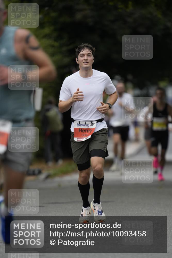 30.08.2026 - Blankeneser Heldenlauf Patografie http://msf.ph/oto/10093458 30.08.2026 09:28:35 Ziel 3560, 3669, 3672, 3684, 3708, 3719 meine-sportfotos.de