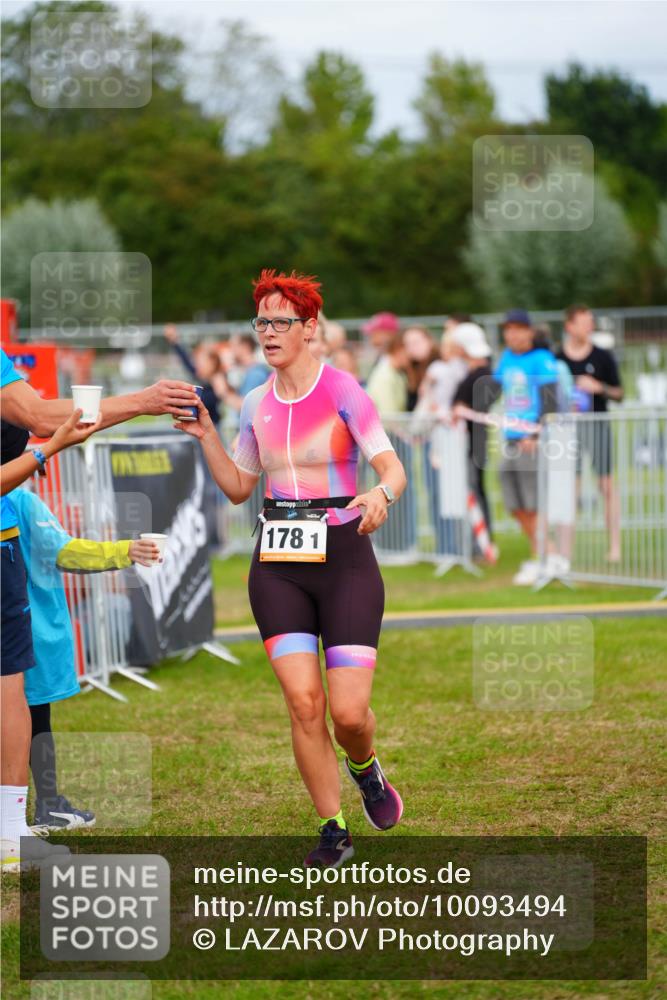 30.08.2026 - Elbe Triathlon Hamburg LAZAROV Photography http://msf.ph/oto/10093494 30.08.2026 14:28:42 Laufen 178, 1 meine-sportfotos.de