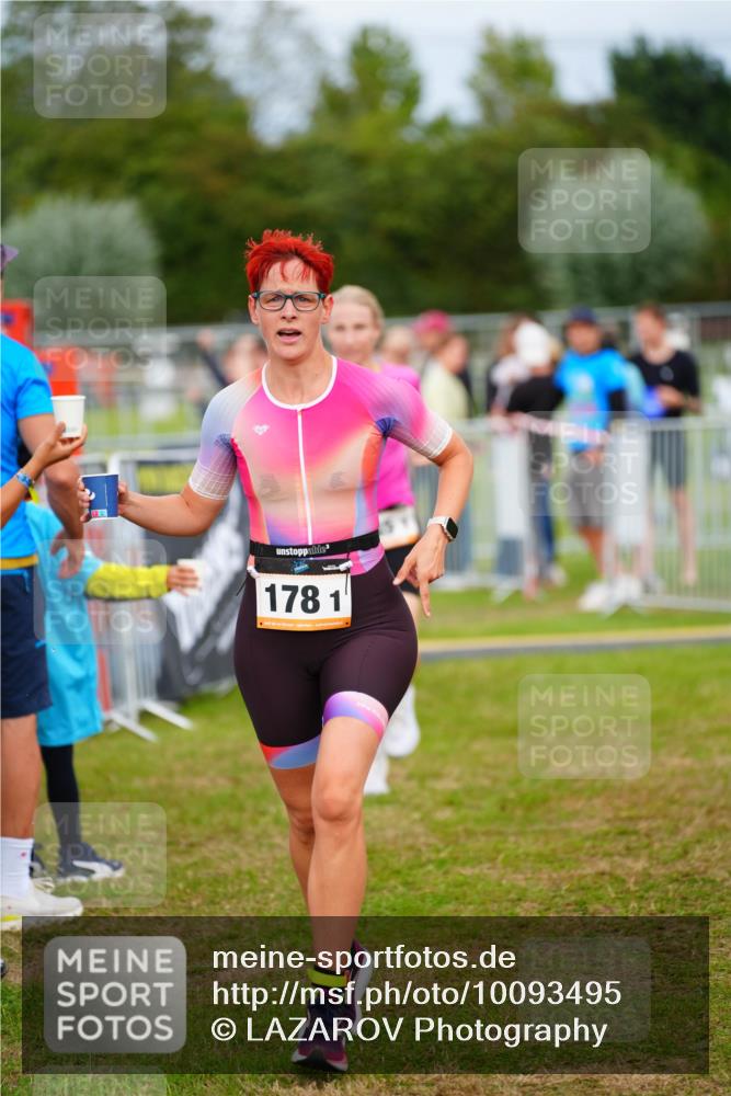 30.08.2026 - Elbe Triathlon Hamburg LAZAROV Photography http://msf.ph/oto/10093495 30.08.2026 14:28:43 Laufen 178, 1 meine-sportfotos.de
