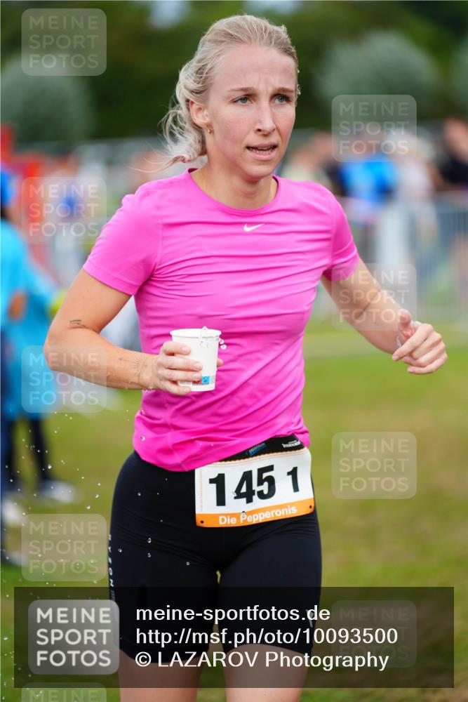 30.08.2026 - Elbe Triathlon Hamburg LAZAROV Photography http://msf.ph/oto/10093500 30.08.2026 14:28:46 Laufen 145, 1 meine-sportfotos.de