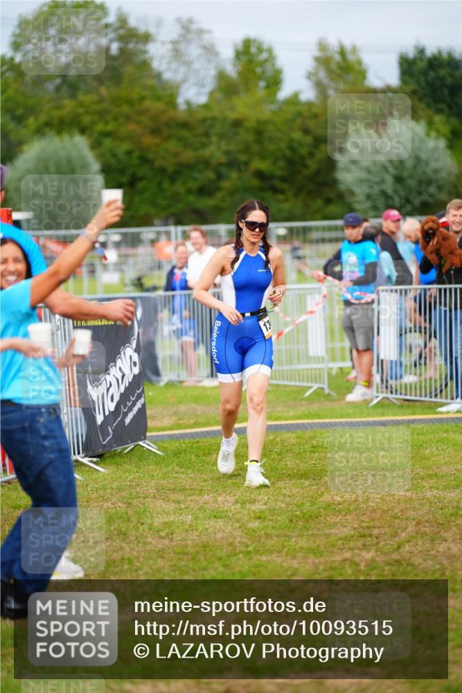 30.08.2026 - Elbe Triathlon Hamburg LAZAROV Photography http://msf.ph/oto/10093515 30.08.2026 14:29:48 Laufen  meine-sportfotos.de