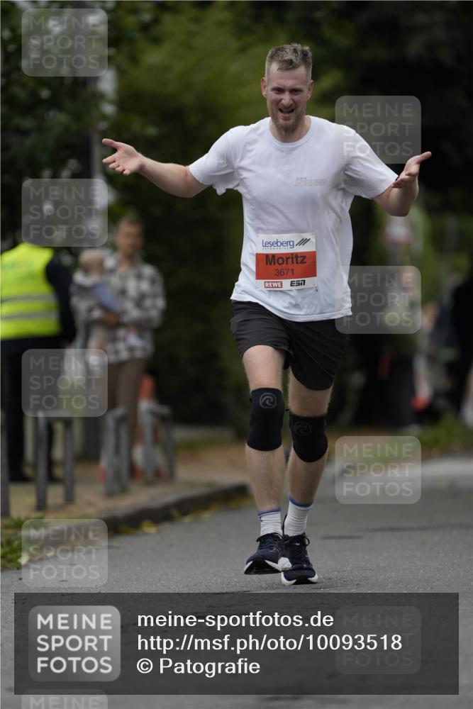 30.08.2026 - Blankeneser Heldenlauf Patografie http://msf.ph/oto/10093518 30.08.2026 09:29:37 Ziel 3671 meine-sportfotos.de