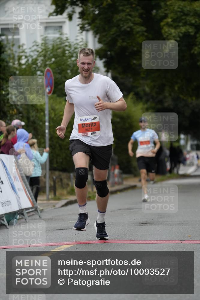 30.08.2026 - Blankeneser Heldenlauf Patografie http://msf.ph/oto/10093527 30.08.2026 09:29:41 Ziel 3558, 3671 meine-sportfotos.de
