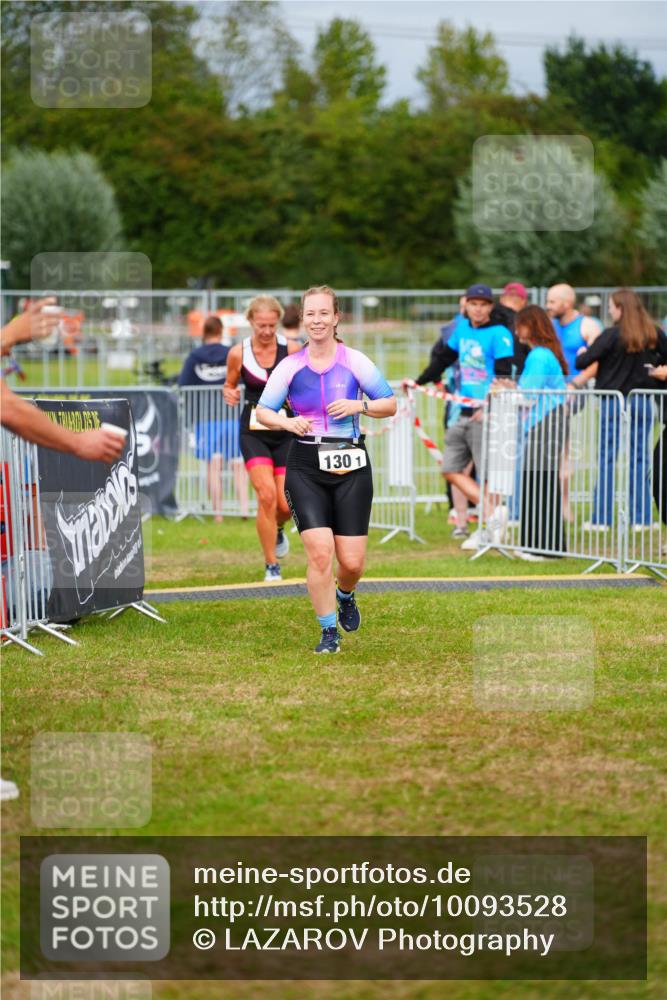 30.08.2026 - Elbe Triathlon Hamburg LAZAROV Photography http://msf.ph/oto/10093528 30.08.2026 14:30:10 Laufen 1301 meine-sportfotos.de
