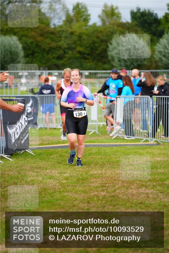 30.08.2026 - Elbe Triathlon Hamburg LAZAROV Photography http://msf.ph/oto/10093529 30.08.2026 14:30:10 Laufen 1301 meine-sportfotos.de
