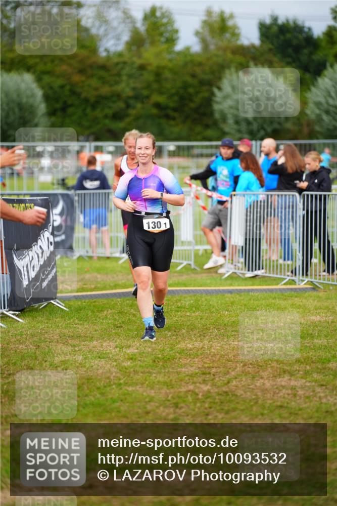 30.08.2026 - Elbe Triathlon Hamburg LAZAROV Photography http://msf.ph/oto/10093532 30.08.2026 14:30:10 Laufen 130, 1 meine-sportfotos.de