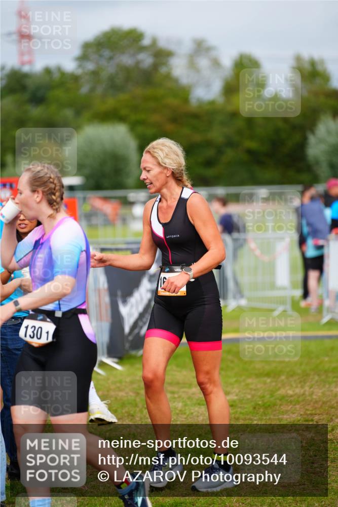 30.08.2026 - Elbe Triathlon Hamburg LAZAROV Photography http://msf.ph/oto/10093544 30.08.2026 14:30:16 Laufen 1301 meine-sportfotos.de