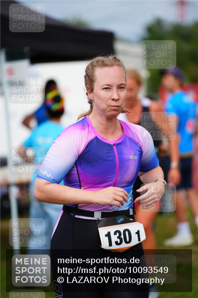 30.08.2026 - Elbe Triathlon Hamburg LAZAROV Photography http://msf.ph/oto/10093549 30.08.2026 14:30:20 Laufen 1301 meine-sportfotos.de