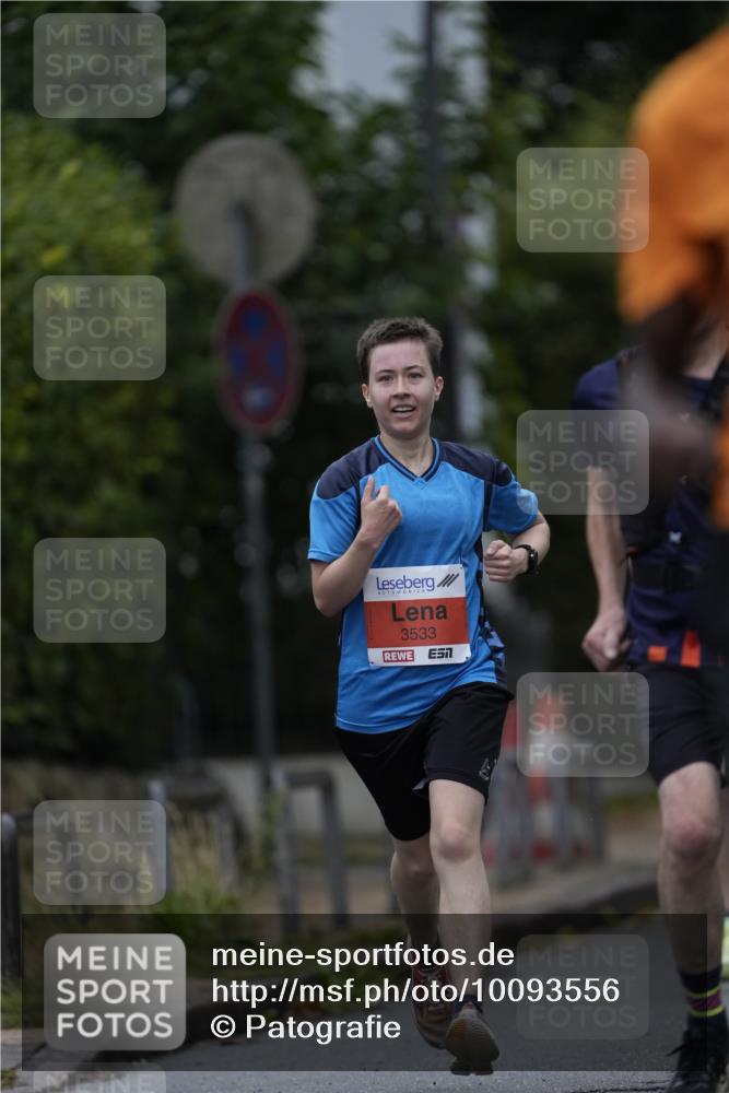 30.08.2026 - Blankeneser Heldenlauf Patografie http://msf.ph/oto/10093556 30.08.2026 09:30:08 Ziel 1362, 3533, 3606 meine-sportfotos.de