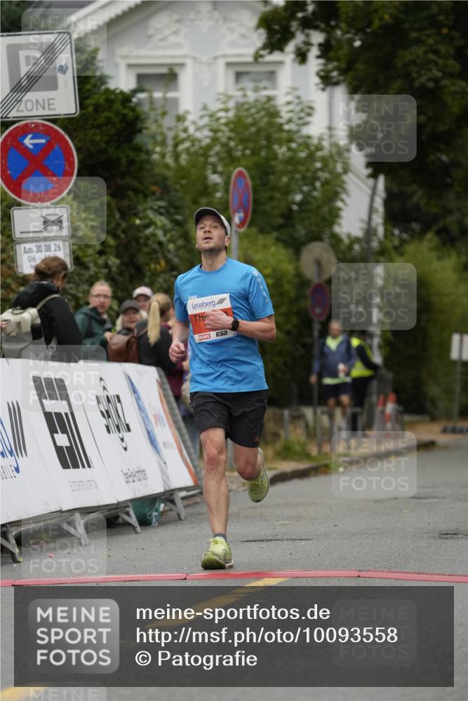 30.08.2026 - Blankeneser Heldenlauf Patografie http://msf.ph/oto/10093558 30.08.2026 09:30:14 Ziel 1362, 3533, 3577, 3606 meine-sportfotos.de