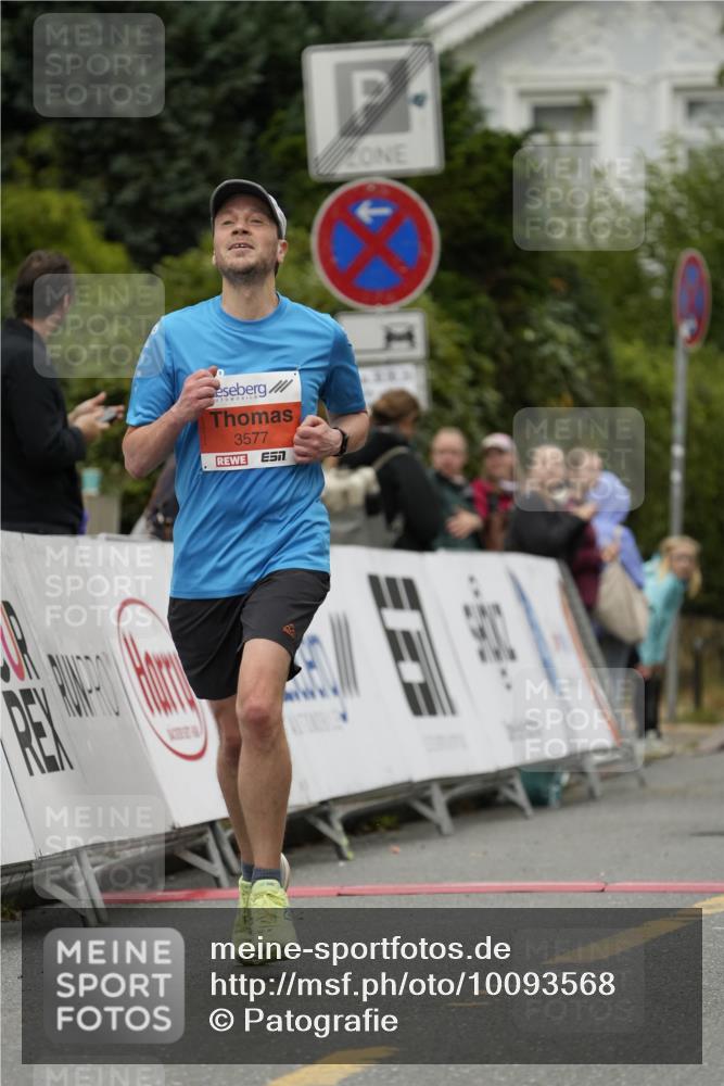30.08.2026 - Blankeneser Heldenlauf Patografie http://msf.ph/oto/10093568 30.08.2026 09:30:15 Ziel 1362, 3533, 3577, 3606 meine-sportfotos.de