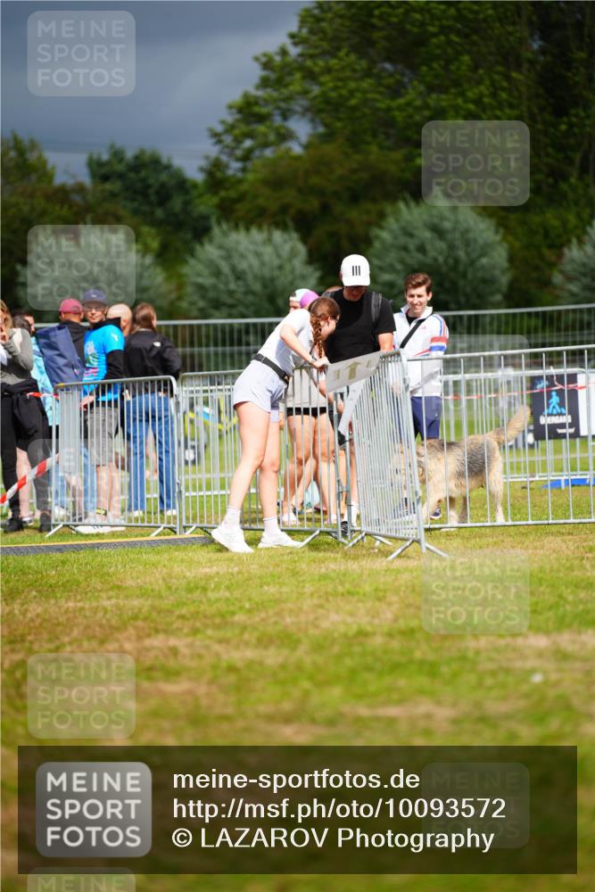 30.08.2026 - Elbe Triathlon Hamburg LAZAROV Photography http://msf.ph/oto/10093572 30.08.2026 14:31:23 Laufen  meine-sportfotos.de