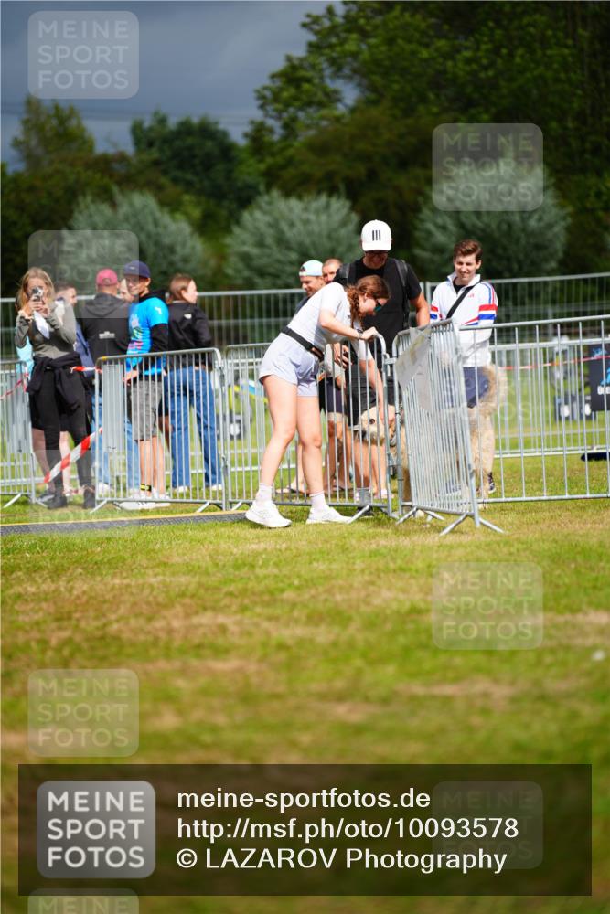 30.08.2026 - Elbe Triathlon Hamburg LAZAROV Photography http://msf.ph/oto/10093578 30.08.2026 14:31:24 Laufen  meine-sportfotos.de