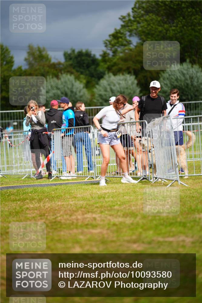 30.08.2026 - Elbe Triathlon Hamburg LAZAROV Photography http://msf.ph/oto/10093580 30.08.2026 14:31:24 Laufen  meine-sportfotos.de