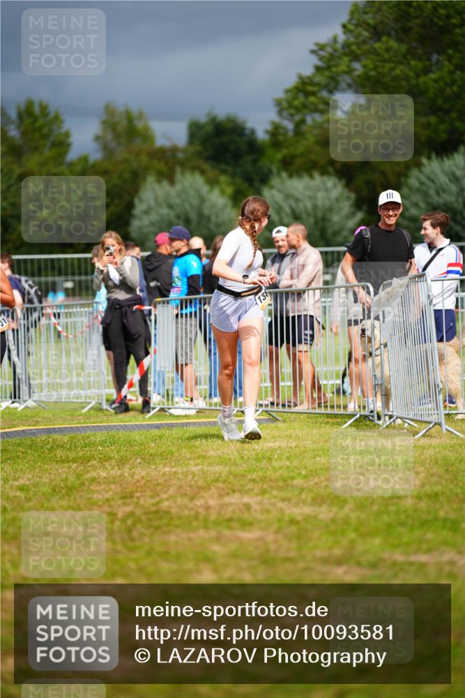 30.08.2026 - Elbe Triathlon Hamburg LAZAROV Photography http://msf.ph/oto/10093581 30.08.2026 14:31:25 Laufen  meine-sportfotos.de
