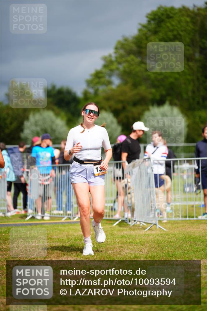 30.08.2026 - Elbe Triathlon Hamburg LAZAROV Photography http://msf.ph/oto/10093594 30.08.2026 14:31:27 Laufen 13 meine-sportfotos.de