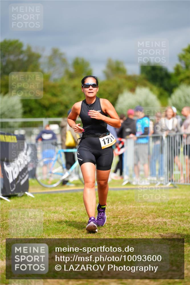 30.08.2026 - Elbe Triathlon Hamburg LAZAROV Photography http://msf.ph/oto/10093600 30.08.2026 14:31:29 Laufen 1751 meine-sportfotos.de
