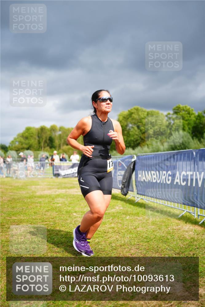 30.08.2026 - Elbe Triathlon Hamburg LAZAROV Photography http://msf.ph/oto/10093613 30.08.2026 14:31:32 Laufen 17 meine-sportfotos.de