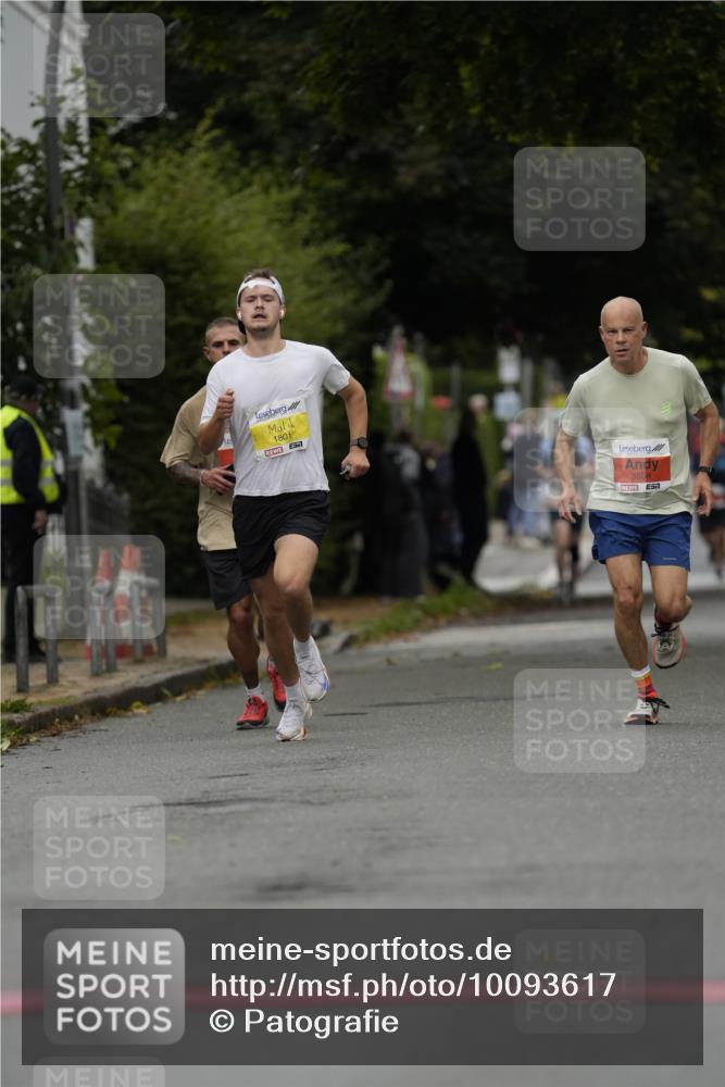 30.08.2026 - Blankeneser Heldenlauf Patografie http://msf.ph/oto/10093617 30.08.2026 09:31:02 Ziel 1801 meine-sportfotos.de