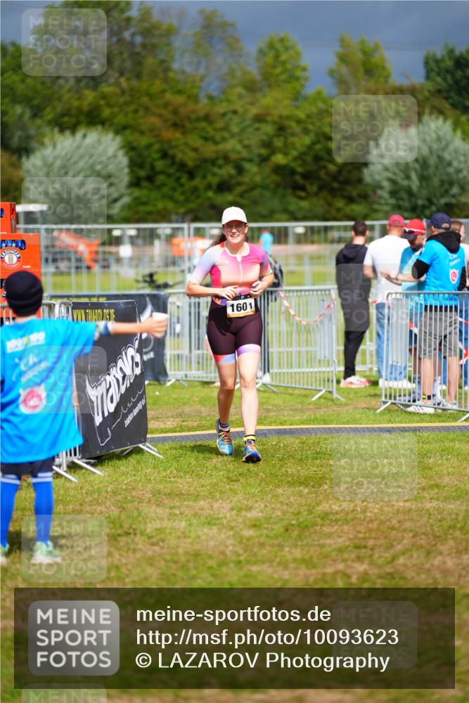 30.08.2026 - Elbe Triathlon Hamburg LAZAROV Photography http://msf.ph/oto/10093623 30.08.2026 14:33:55 Laufen 1601 meine-sportfotos.de