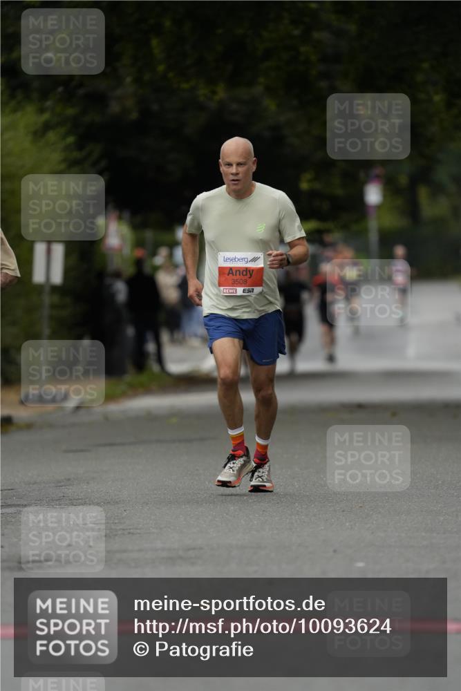 30.08.2026 - Blankeneser Heldenlauf Patografie http://msf.ph/oto/10093624 30.08.2026 09:31:04 Ziel 1801, 3508, 3632 meine-sportfotos.de