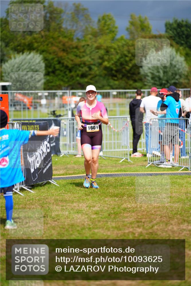30.08.2026 - Elbe Triathlon Hamburg LAZAROV Photography http://msf.ph/oto/10093625 30.08.2026 14:33:56 Laufen 1601 meine-sportfotos.de