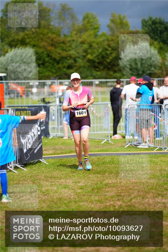 30.08.2026 - Elbe Triathlon Hamburg LAZAROV Photography http://msf.ph/oto/10093627 30.08.2026 14:33:56 Laufen 1601 meine-sportfotos.de