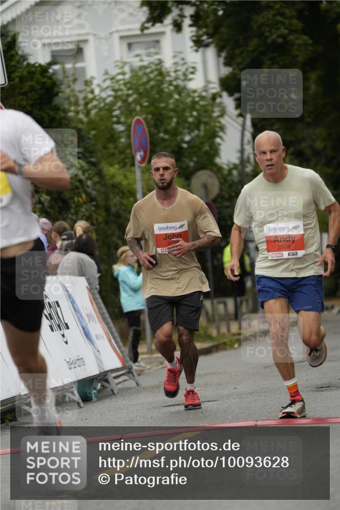 30.08.2026 - Blankeneser Heldenlauf Patografie http://msf.ph/oto/10093628 30.08.2026 09:31:08 Ziel 1801, 3508, 3632 meine-sportfotos.de