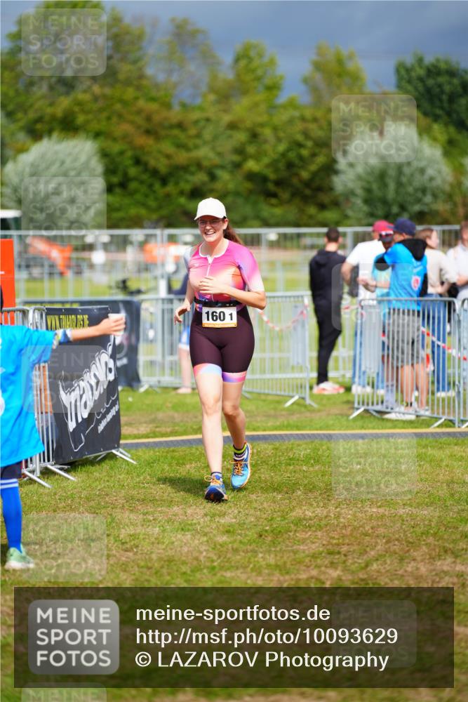 30.08.2026 - Elbe Triathlon Hamburg LAZAROV Photography http://msf.ph/oto/10093629 30.08.2026 14:33:56 Laufen 160, 1 meine-sportfotos.de
