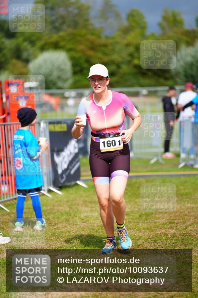 30.08.2026 - Elbe Triathlon Hamburg LAZAROV Photography http://msf.ph/oto/10093637 30.08.2026 14:33:59 Laufen 160, 1 meine-sportfotos.de