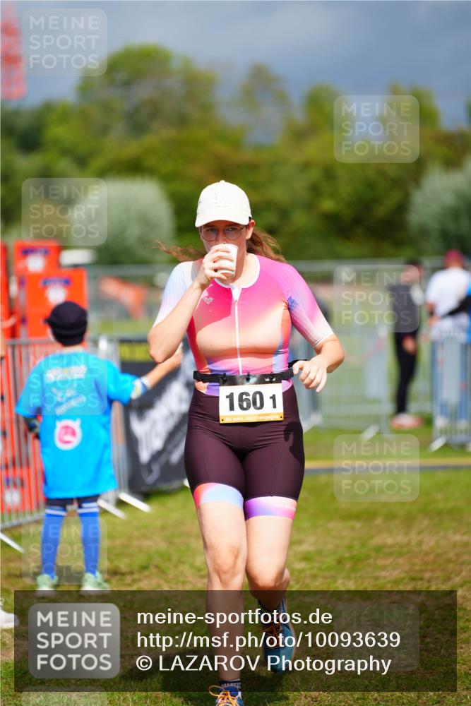 30.08.2026 - Elbe Triathlon Hamburg LAZAROV Photography http://msf.ph/oto/10093639 30.08.2026 14:33:59 Laufen 1601 meine-sportfotos.de